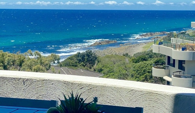 Ocean View Penthouse - Stunning Ocean, Coastline, Lake and Mountain View’s