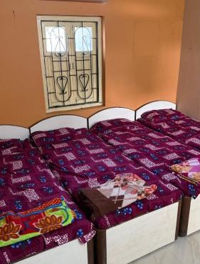 Parshotam Home Stay