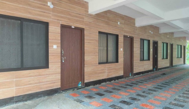 Pranav Deluxe Stay