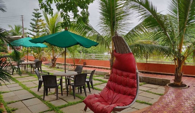 River Retreat Kolad