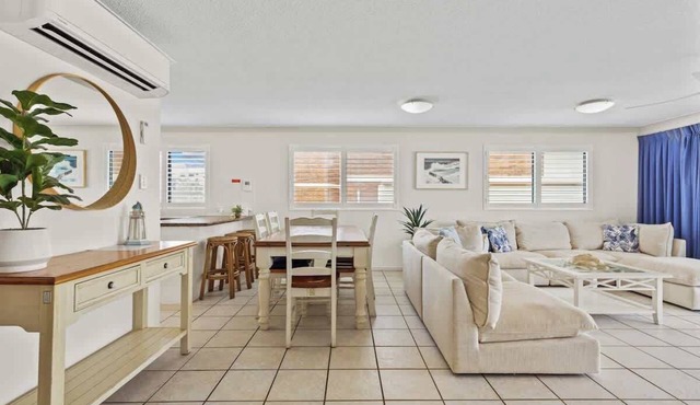 Riverdance 08 Riverfront Apt in Mooloolaba