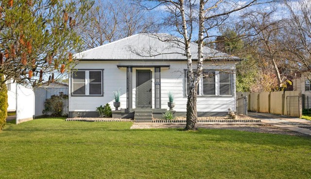 Ronelle Cottage