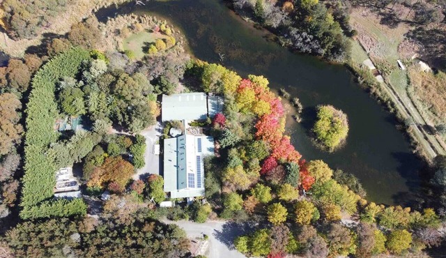 Rural Lakeside Retreat at Redbrow Garden