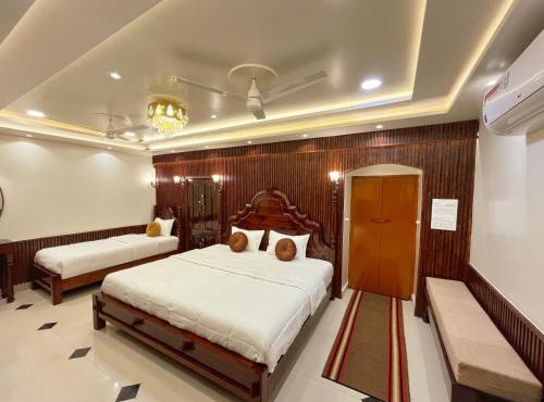 Shree Jyotirlinga Heritage INN