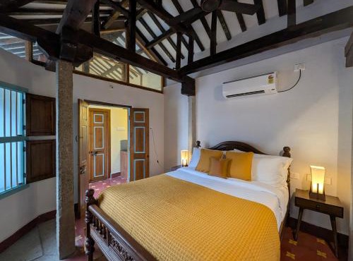 Shruti - A LuxUnlock Private Retreat