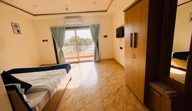 SKY Elite Home Stays 3BHK Bunglow