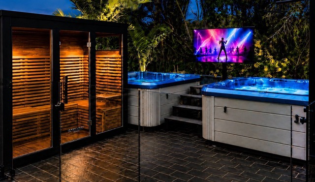 Skyes Beach House | Upstairs | Shared Amenities