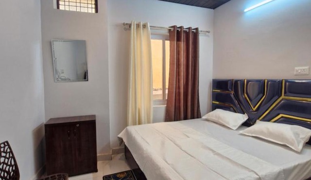 SkyPeak Retreat home stay