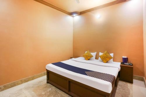 SPOT ON Hotel Sarojani Villa