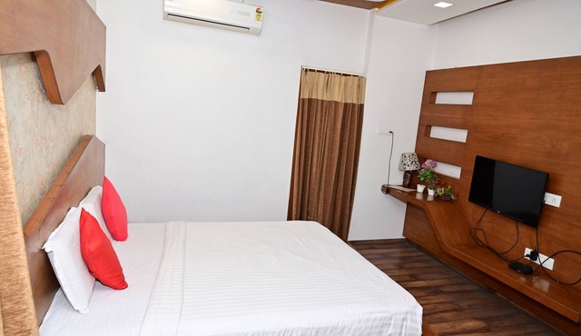 Sri Shivam Hotel