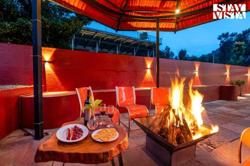 StayVista at Hermitage 4BR -Coorg Near Irupu Falls