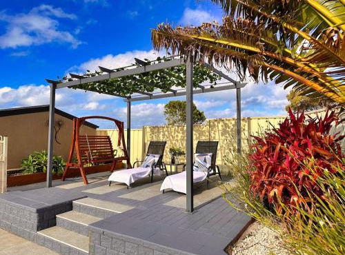 Sunny Shores Retreat Spacious & Relaxing Escape