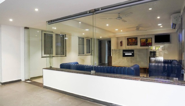 Super Deluxe Octave Parkland Suites