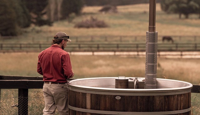 The Boscobel Cottage | 120 Acre Farm Stay w/Wood Fired Hot Tub!