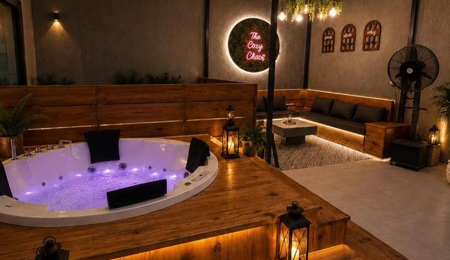 The Cozy Chaos - Spa Jacuzzi -Private Terrace - Taj Mahal
