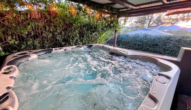 The Keelendi House | Hunter Valley Spa Retreat