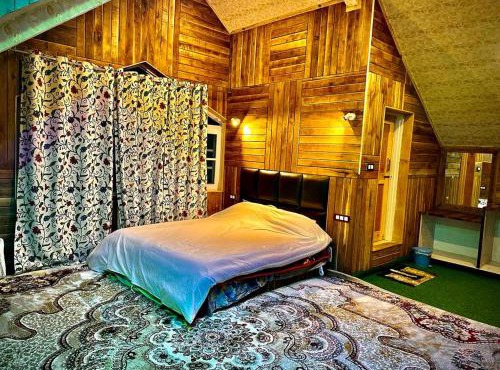 The Riverside Lodge Gulmarg