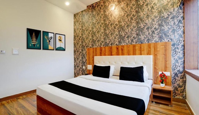 Townhouse Kurukshetra University Formerly Hotel Sr Grand