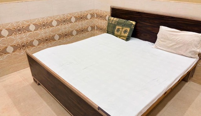 Usha Atithi Niwas Near By Jain Mandir Walking Distance Shree Ram Mandir 150mtr