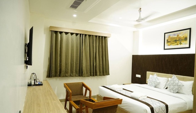 V1-One Bouteeque Hotel