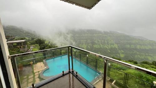 Valley Facing 5BHK Exotic Villa with Private Pool & Games Room