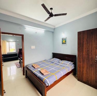 VJH 601 1BHK Penthouse by Charter Stays