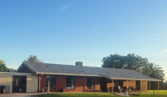 Wings Field - peaceful family farm stay Farm stay in Tocumwal, Australia