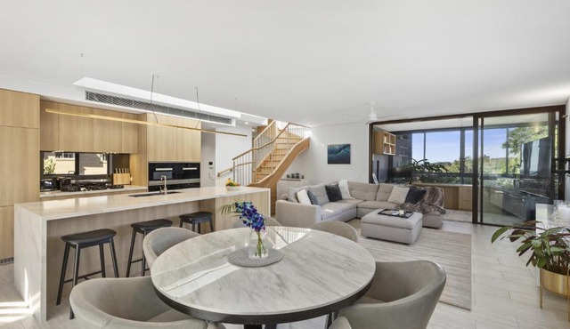 YAWA1B - Bellevue Hill Penthouse