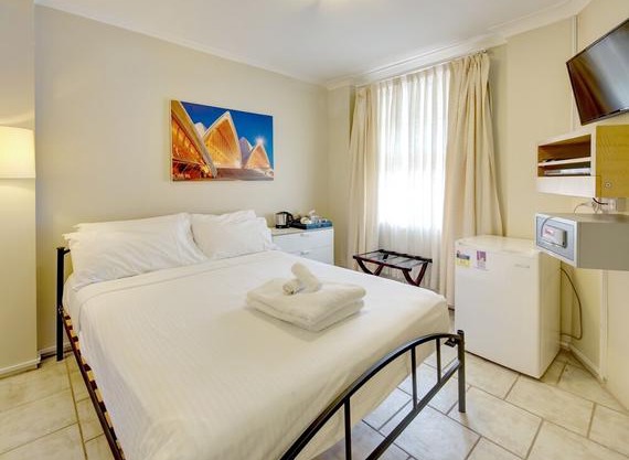 Neutral Bay Lodge
