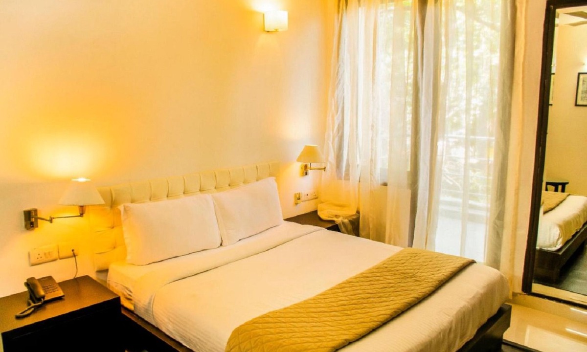 Saket Hotel | Hotel Diamond Tree Saket
