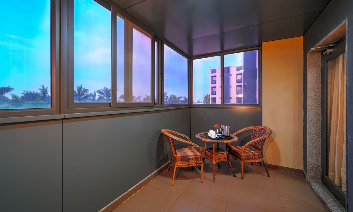 Viramgam Hotel | TreeHouse Morina