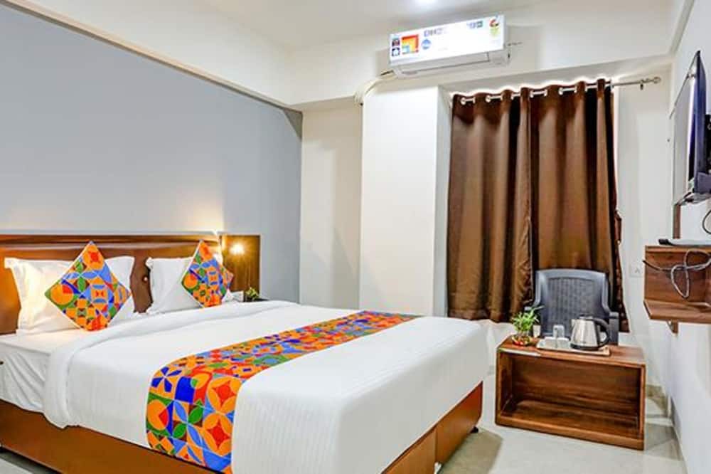 Wakad Hotel | Fabhotel Ambience Executive