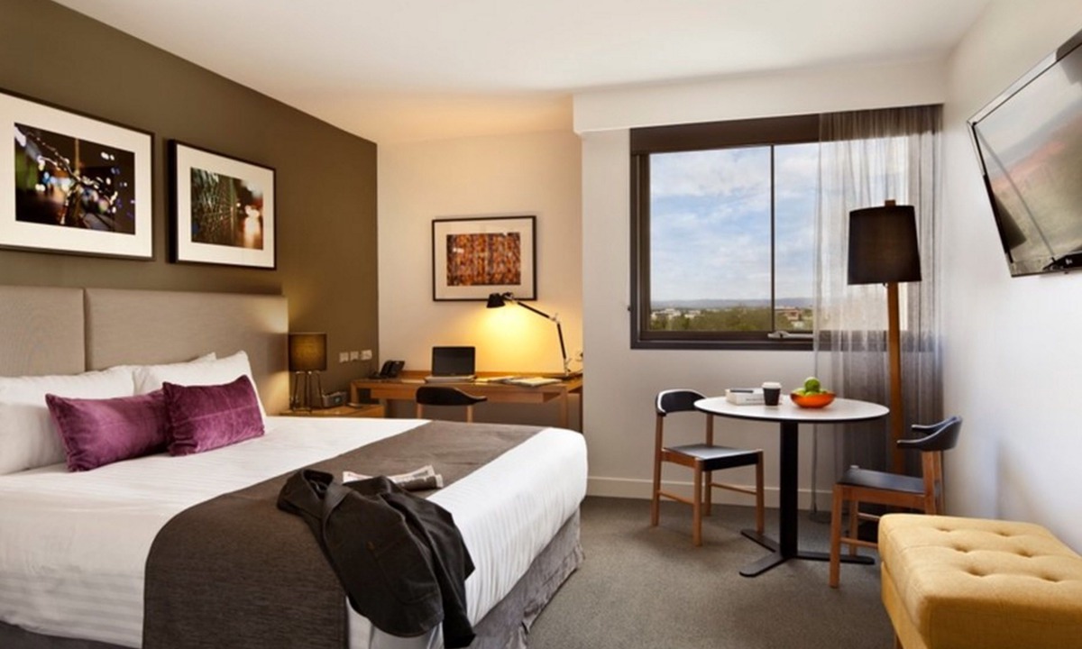 Griffith Hotel | East Hotel