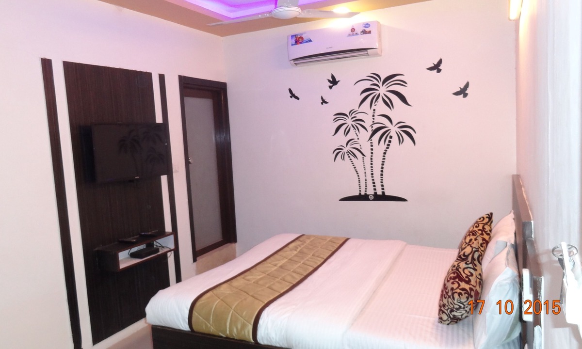 Thaltej House | Hotel Long Stay