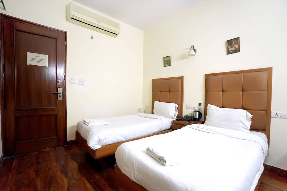 Hauz Khas Hotel | Hotel Oscar