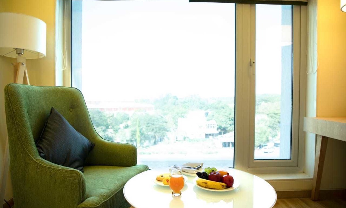 Pardi Hotel | Regenta Central Harsha Vapi