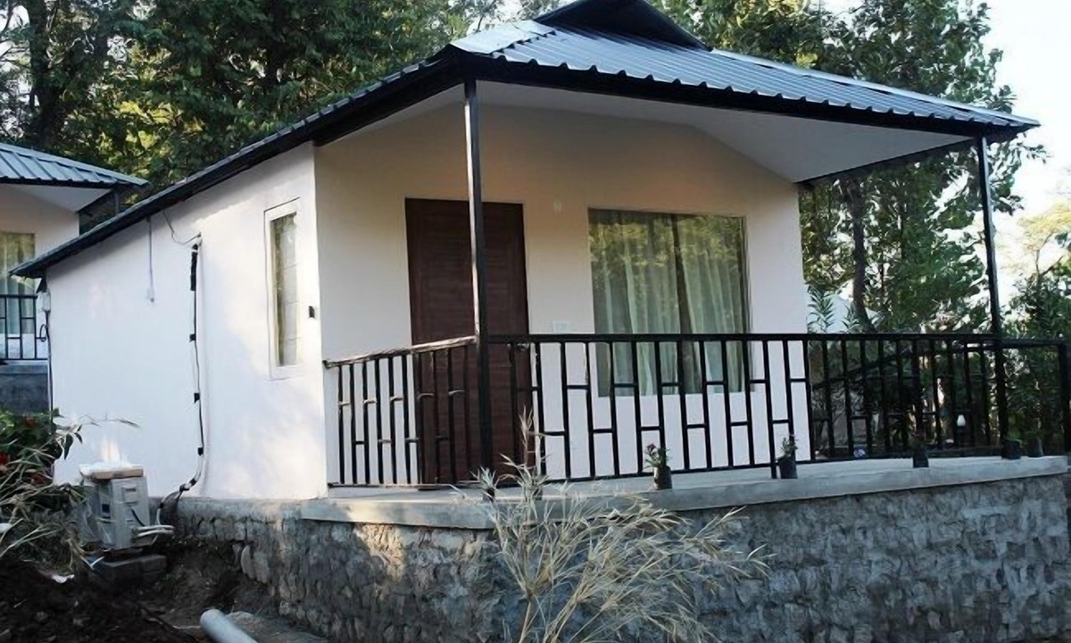Sidhpur Hotel | Dev Bhoomi Farms & Cottages