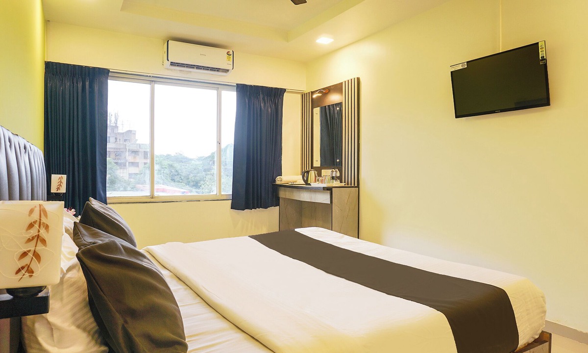 Pune Hotel | Fabhotel Vardhan Plaza
