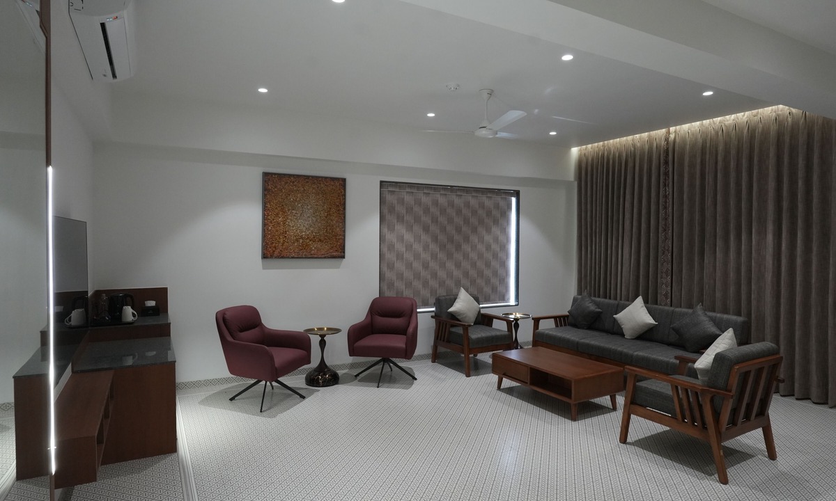 Pardi Resort | HALDI KUMKUM RESORT