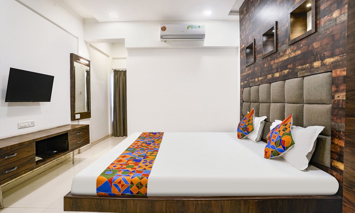 Palghar Hotel | Fabhotel Blue Roof Sea Side