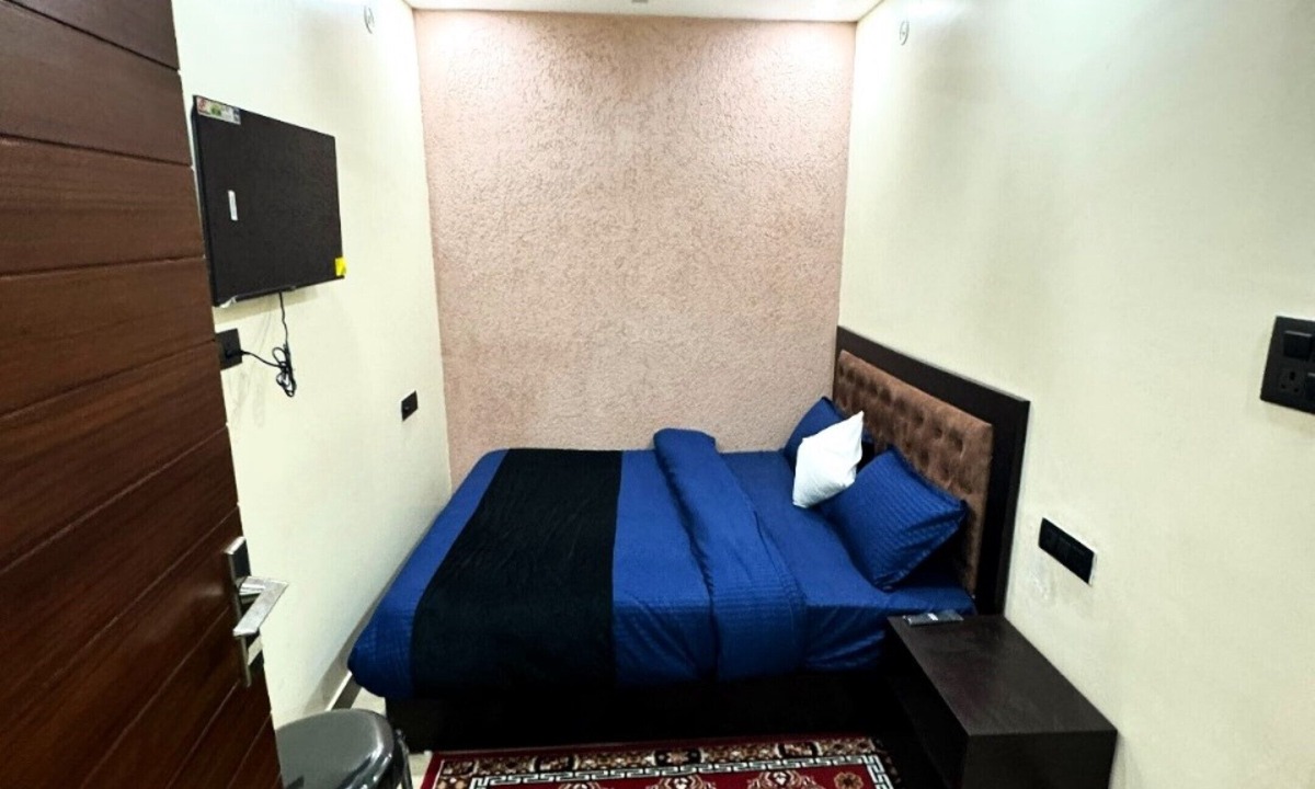 Smanora Range Hotel | Goroomgo UK Homestay Nainital
