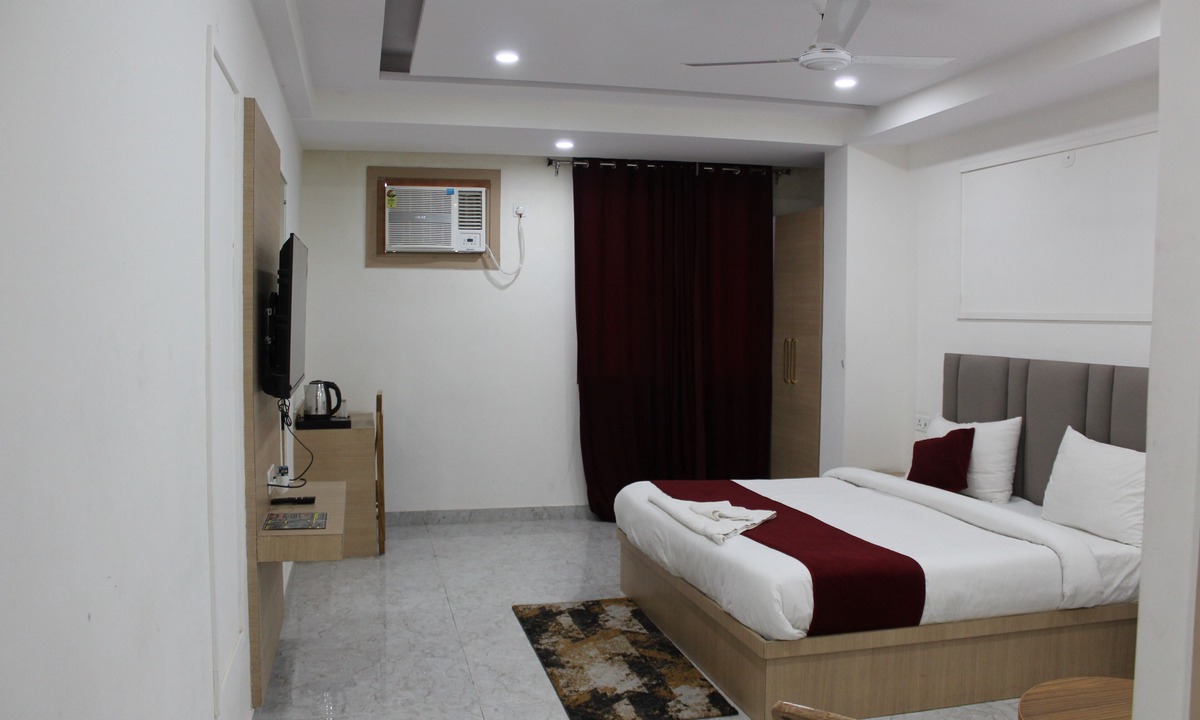 Chittaranjan Hotel | Hotel Castle Grand
