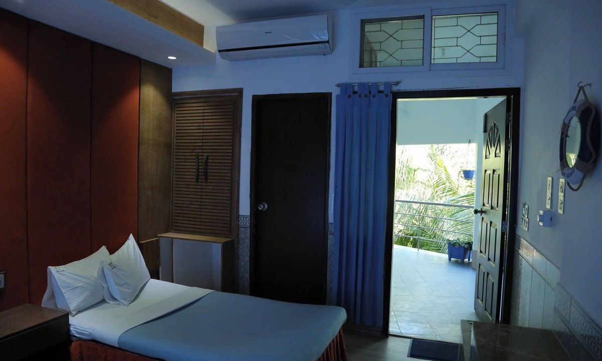 Saint Martin's Island Hotel | Blue Marine Resort