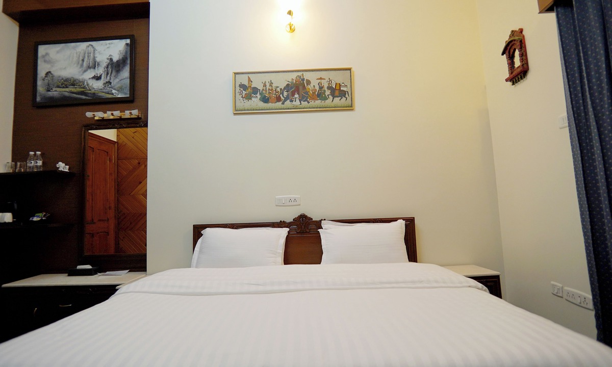 Chhota Shimla Bed & Breakfast | The Edgeworth