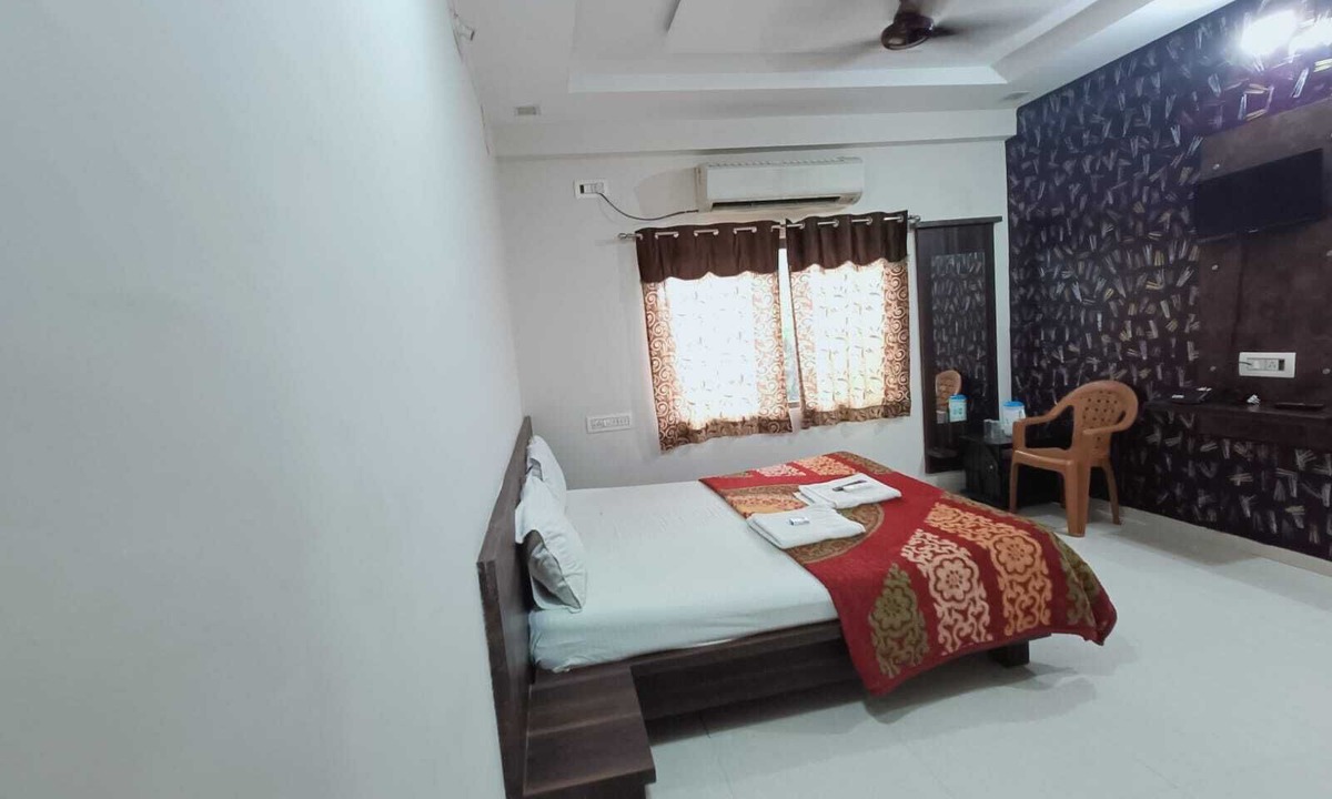 Dwarka Hotel | Hotel Shreenath - Dwarka