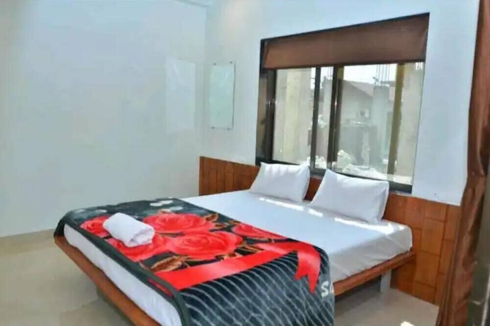 Bhilar Apartment | Unique Inn Villa Strawberry Farm fragrance