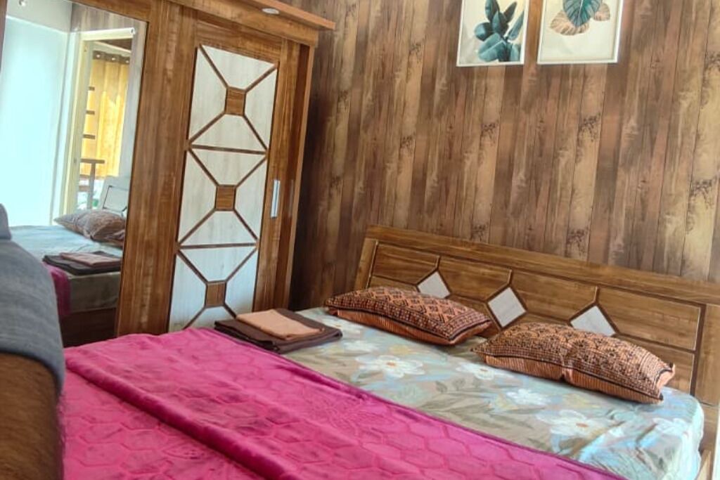 Paud House | Fabulous 2-bedroom, couple friendly, hinjewadi, with AC in vibrant Pune