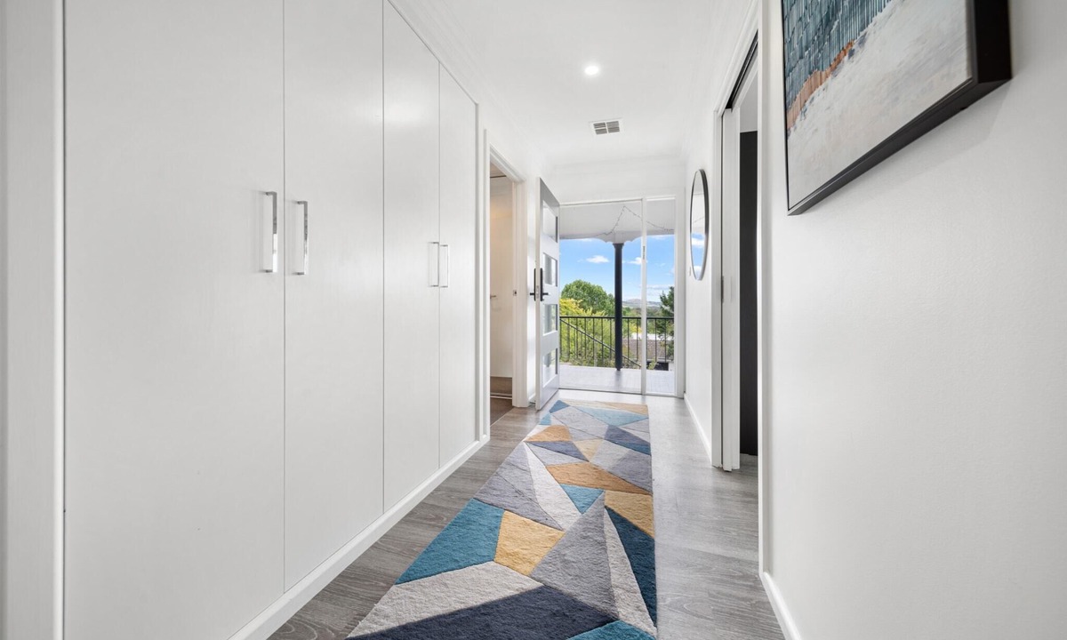 Curtin Apartment | 4-Bed Family Home with Spacious Backyard and BBQ