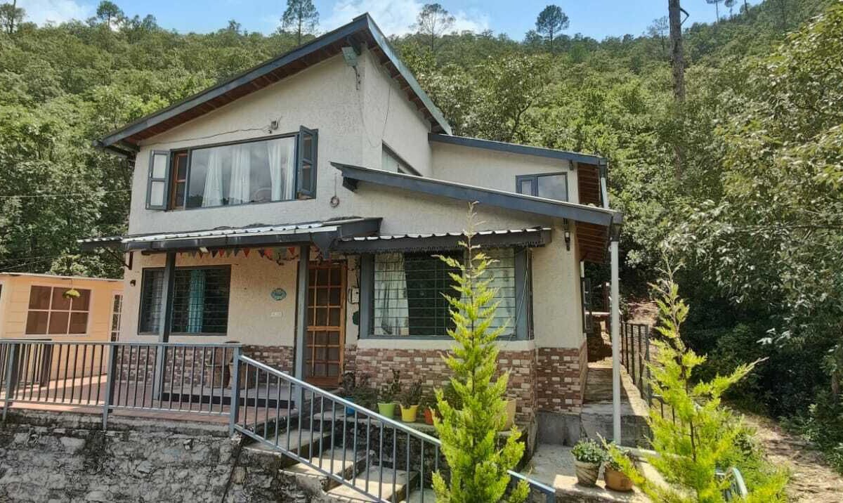 Kaul Ski Chalet | Tranquil chalet in Dhari for a relaxing stay with only nature for company