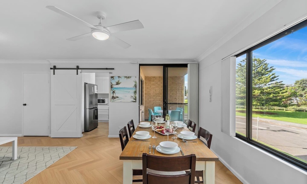 Thirroul Apartment | Esplanade Escape Beachfront Family Bliss